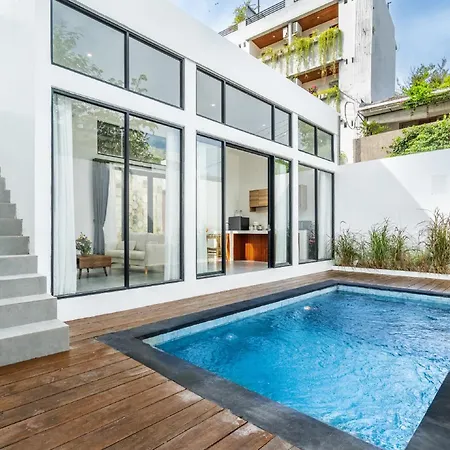 Light Way Villa In Canggu